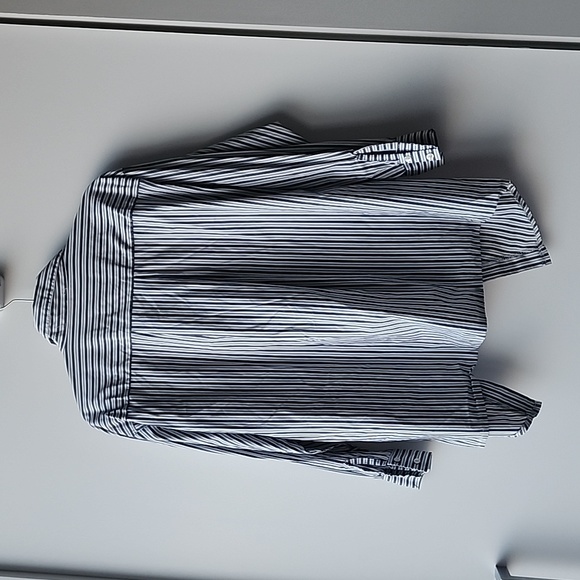 Une Made in Italy Double Strap Neck Oversized Half Open Front Blouse Shirt - Picture 8 of 8